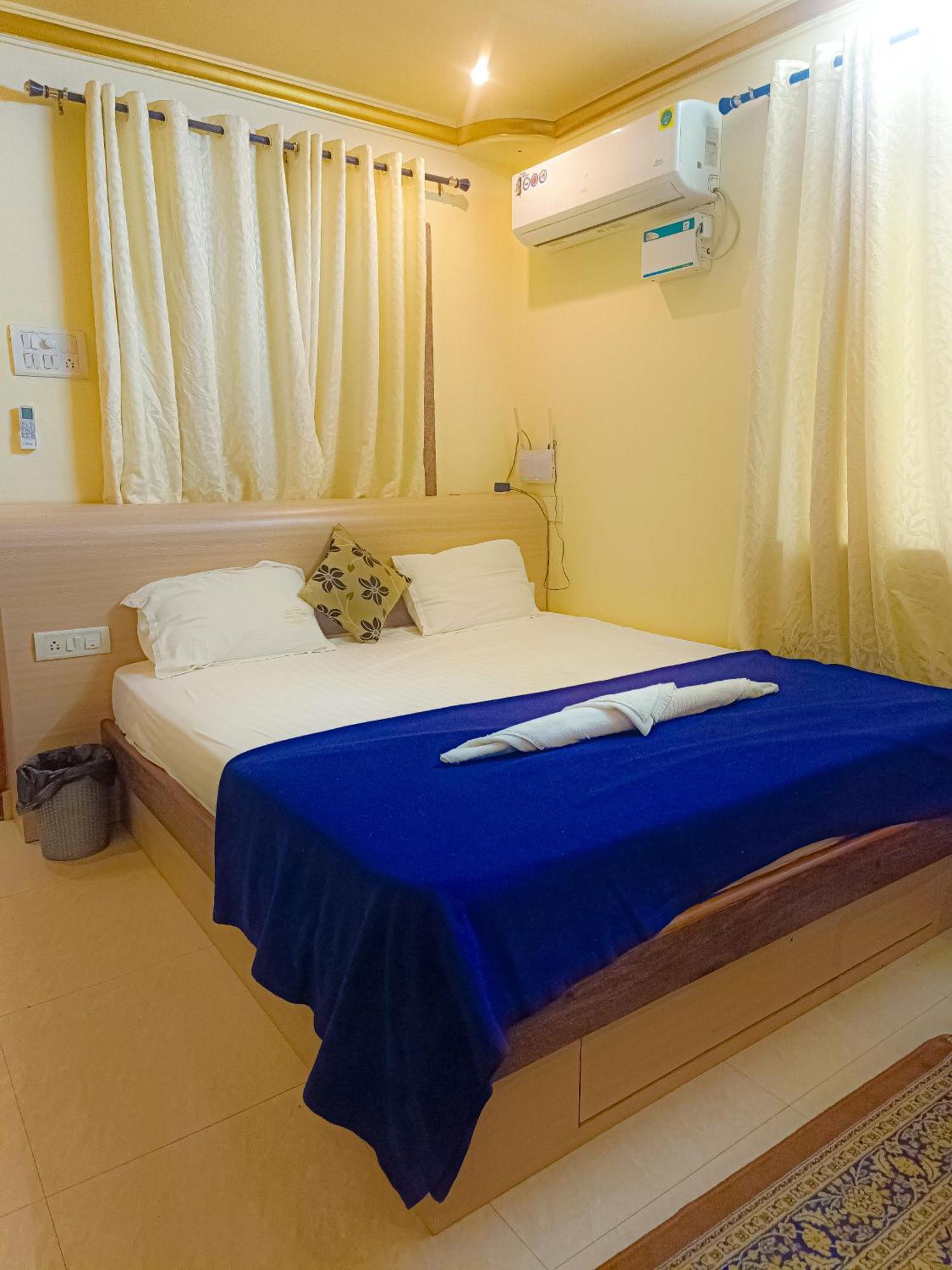 Shradha Luxury Room Calangute Exterior photo