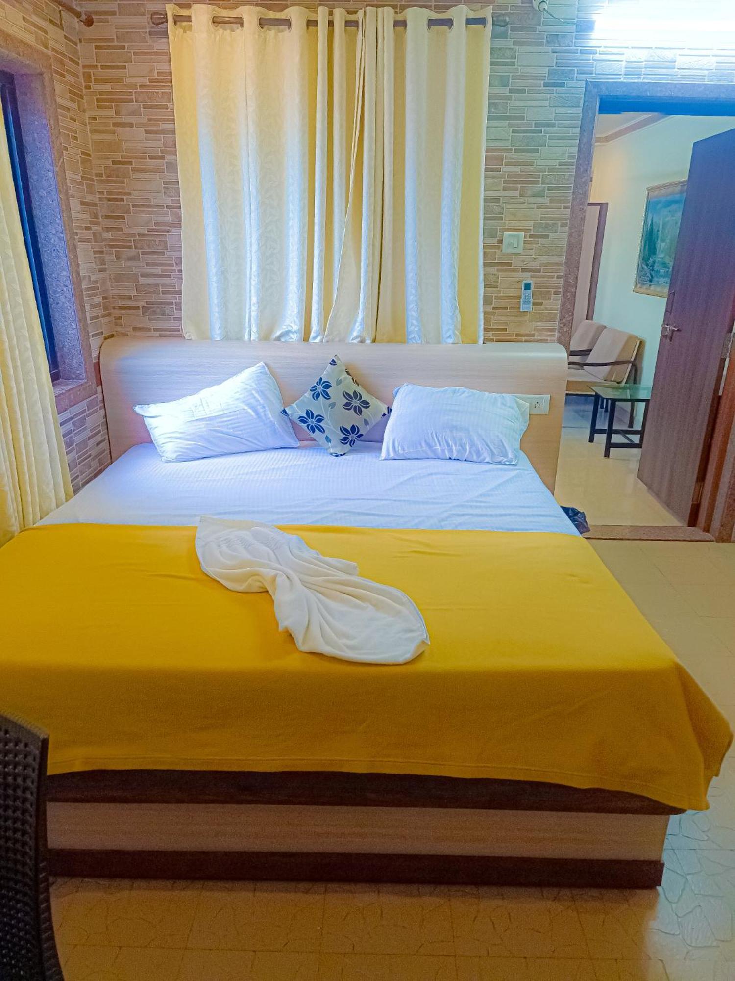 Shradha Luxury Room Calangute Exterior photo