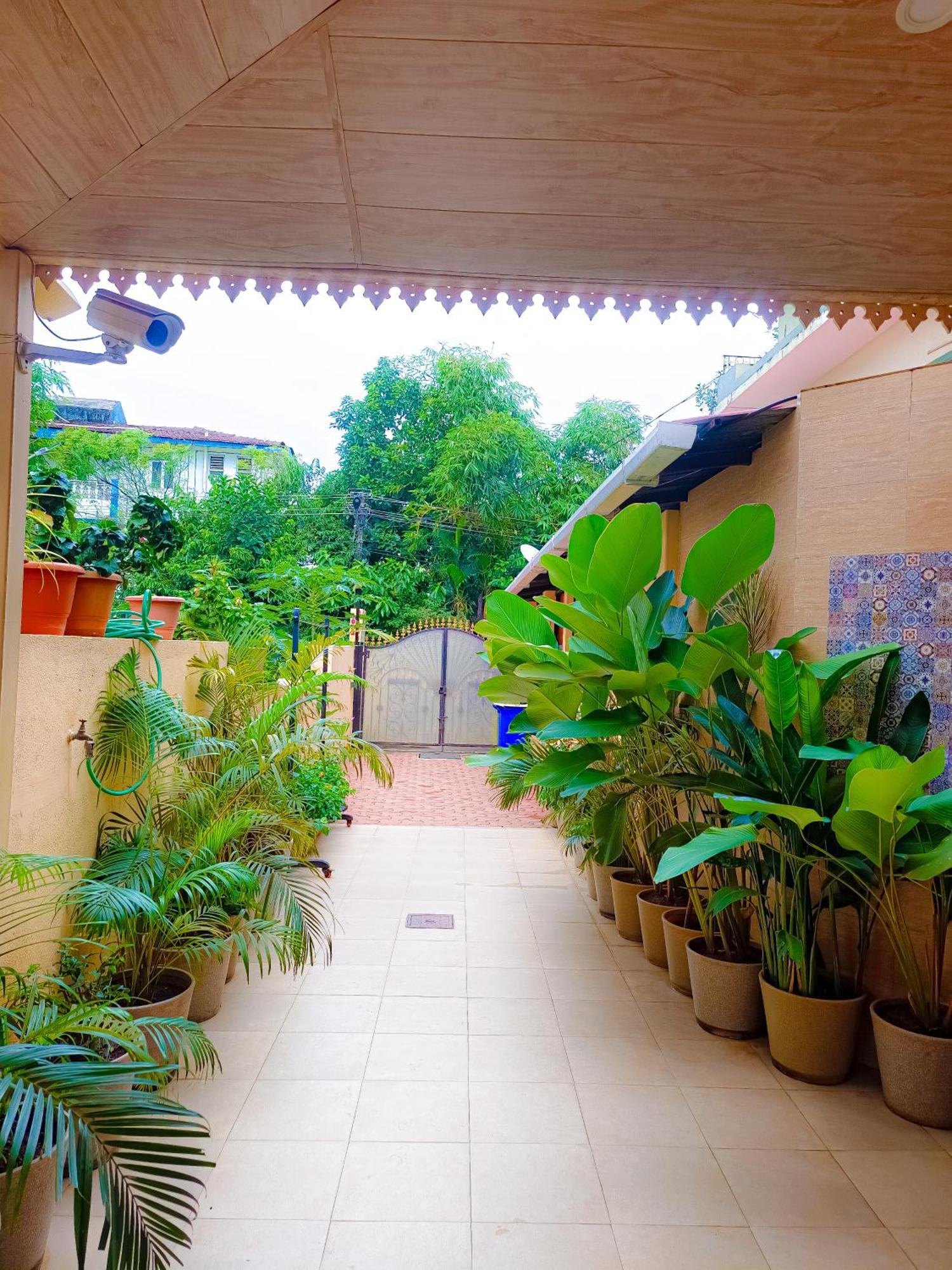Shradha Luxury Room Calangute Exterior photo
