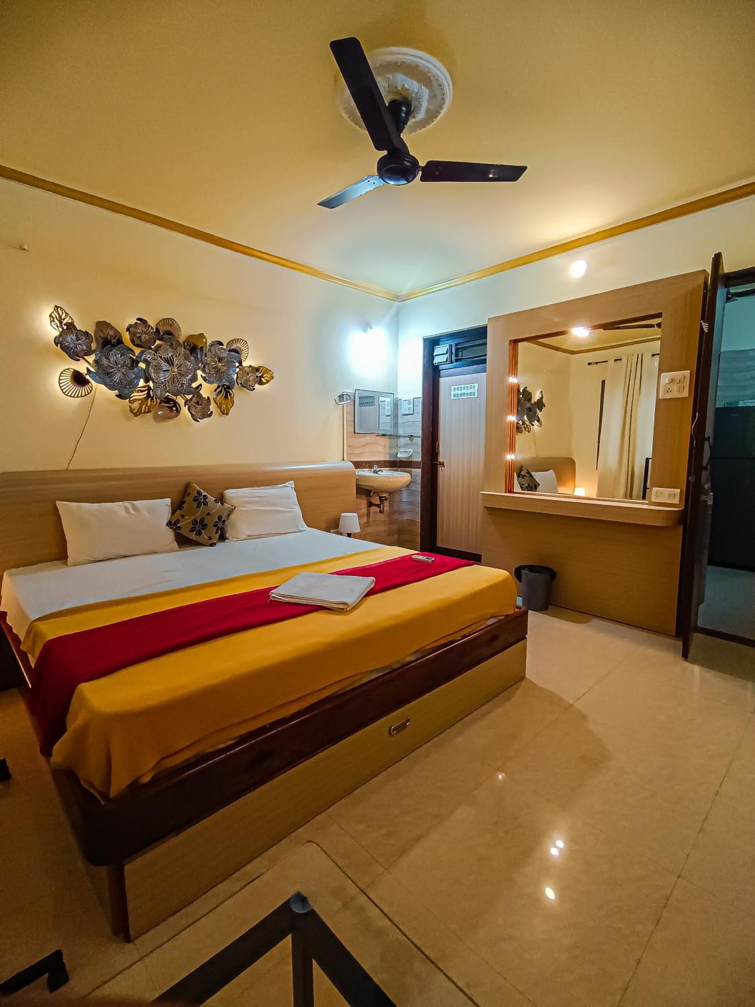 Shradha Luxury Room Calangute Exterior photo